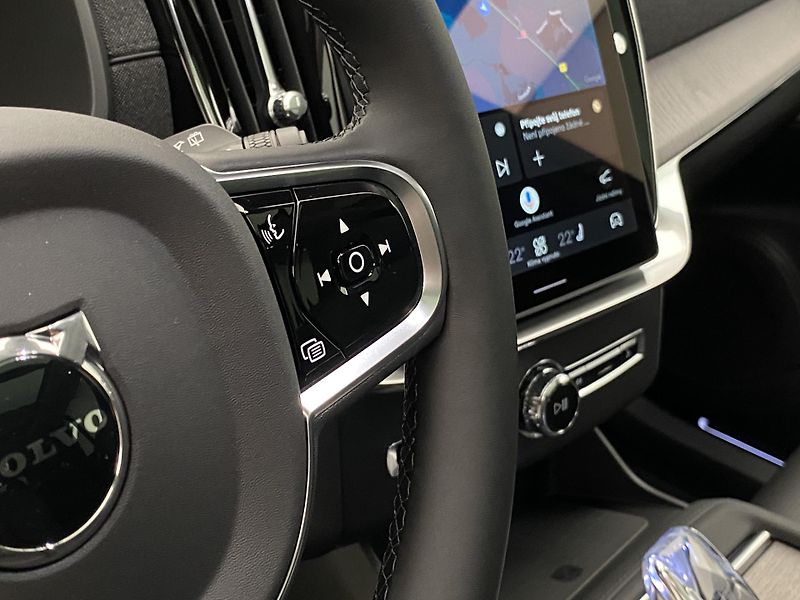 Volvo XC90 (2026) T8 AWD RECHARGE BRIGHT ULTRA - fotka 30 z 77