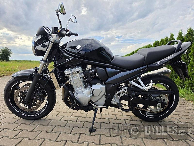 Suzuki GSF 650 N Bandit (2008) - fotka 12 z 17