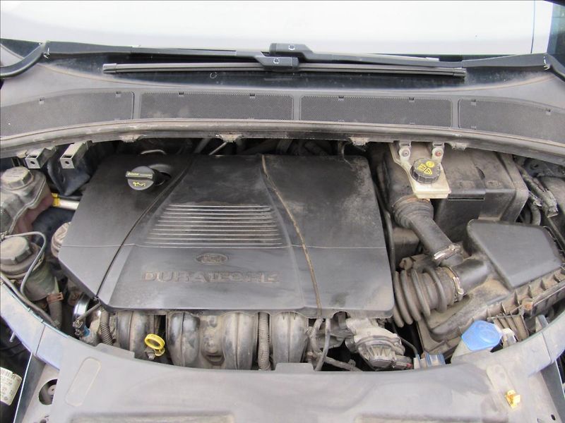 Ford Galaxy 2,0 i Comfort 107KW 7 Míst - fotka 27 z 27