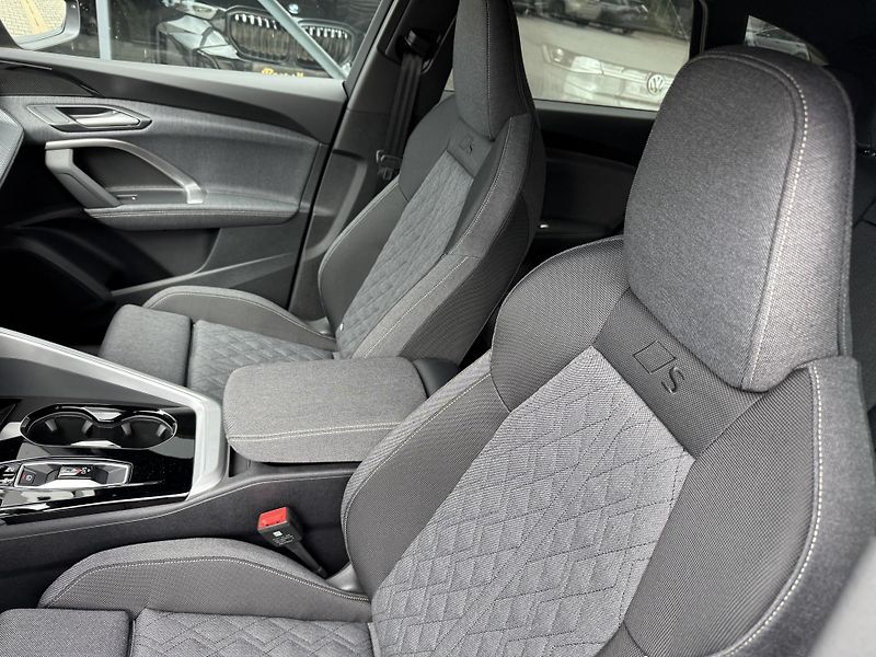 Audi Q5 (2026) TDI 150kW 4X4 S-LINE R20 3D!!! - fotka 40 z 61