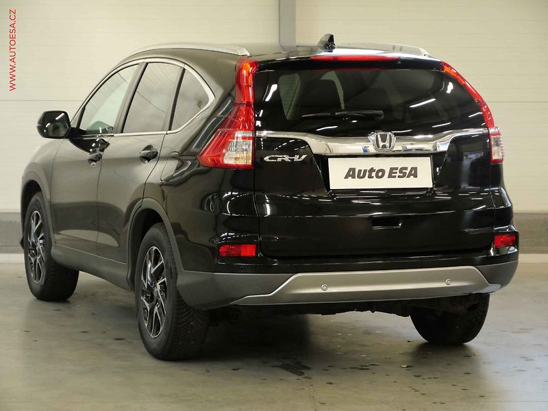 Honda CR-V (2017) 2.0 i 4x4, Temp. park. kamera - fotka 6 z 23