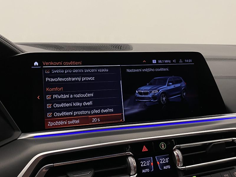 BMW X5 M50D xDrive CZ AUT REZERVACE - fotka 81 z 123