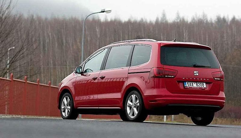 Seat Alhambra.
