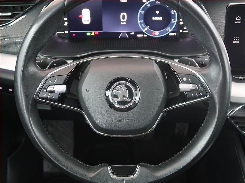 Škoda Octavia (2023) Style 2.0 TSI, 4X4, Automat - fotka 19 z 22