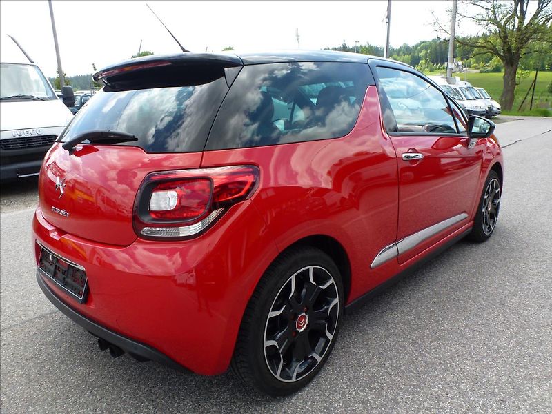 Citroën DS3 1,6 16V VTi THP SportChic - fotka 9 z 46