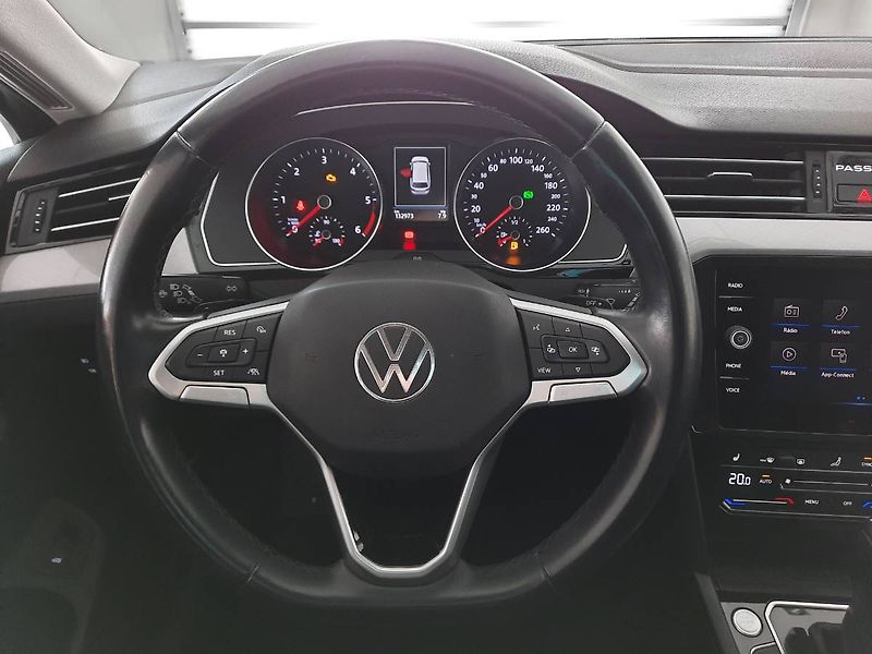 Volkswagen Passat Variant (2021) 2.0 TDI (110kW/150k) DSG, Busi - fotka 10 z 26