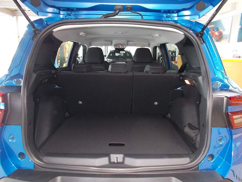 Opel Frontera (2026) Edition Hybrid 1.2 TURBO (81kW - fotka 9 z 29