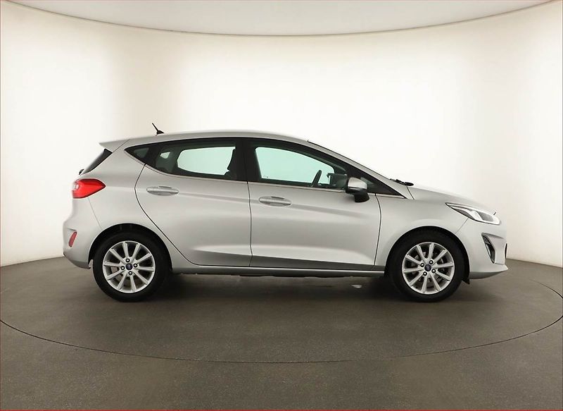 Ford Fiesta (2018) Titanium 1.0 EcoBoost - fotka 6 z 13