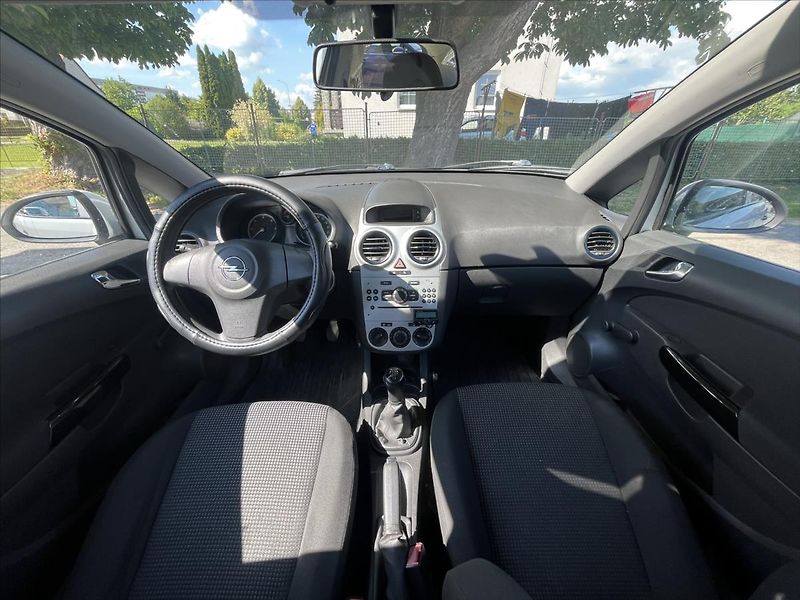 Opel Corsa 1,3 CDTi  Nová STK,Tažné,Klima - fotka 13 z 40
