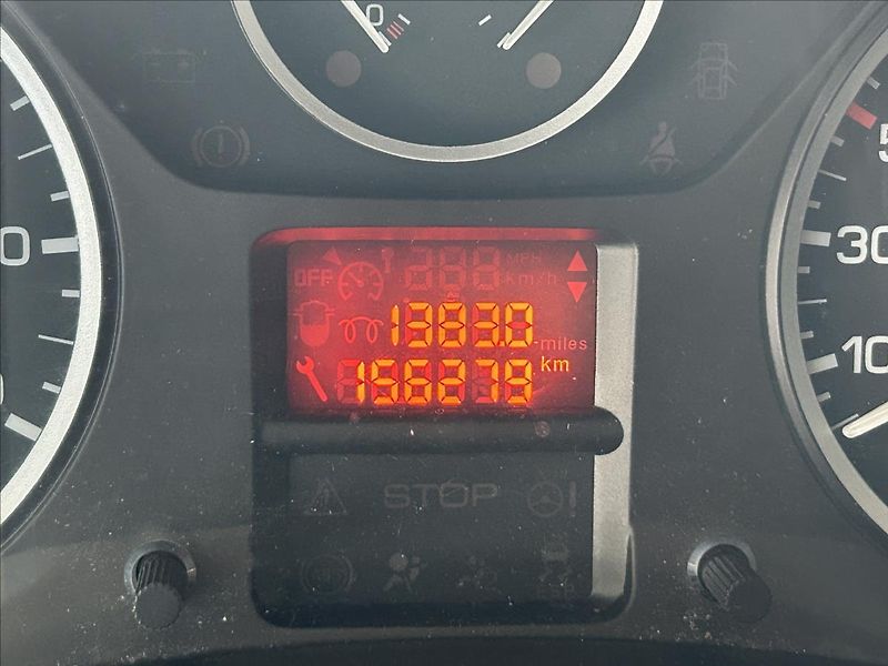 Peugeot Partner 1,6   HDi,PŮVOD ČR,SERVISKA - fotka 8 z 19
