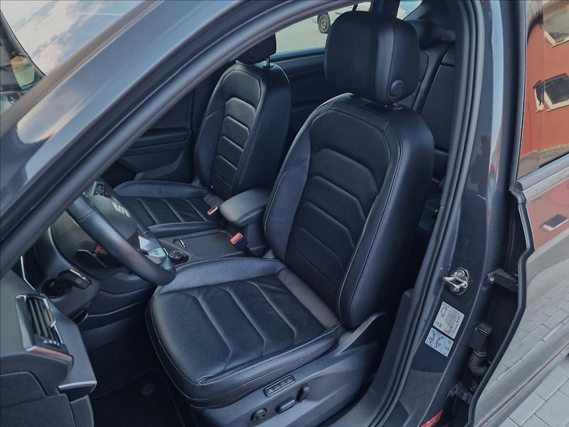 Seat Tarraco 2.0 TDI 147kW DSG 4WD FR,1Maj - fotka 37 z 50