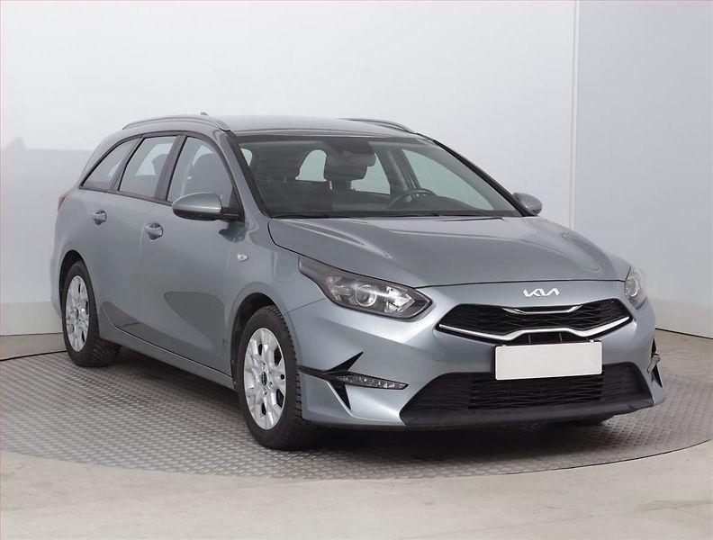 Kia Ceed (2023) Spin 1.0 T-GDI, SPIN, DPH - fotografie inzerátu