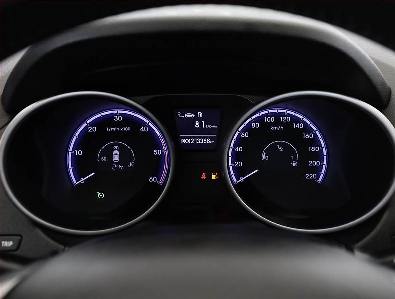 Hyundai ix35 (2012) 2.0 CRDi, 4X4, Tempomat - fotka 9 z 16
