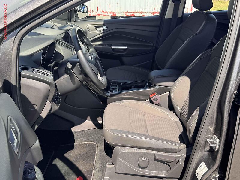 Ford Kuga (2019) 2.0 TDCI 4x4, 1.maj,ČR - fotka 9 z 15