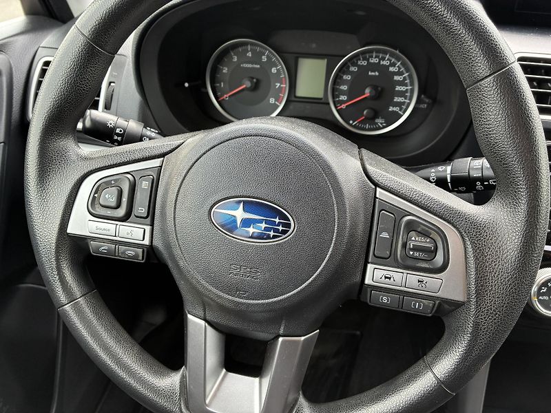 Subaru Forester (2018) 2,0i Active 6MT * ZÁRUKA * - fotka 9 z 20