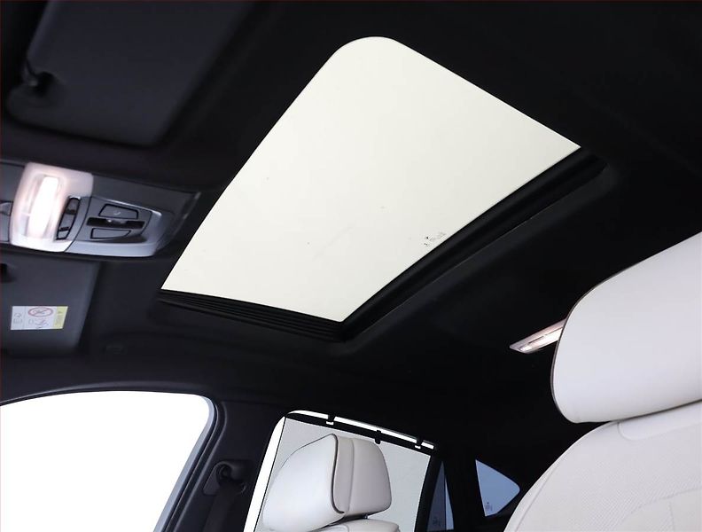 BMW X6 (2017) xDrive40d - fotka 18 z 20