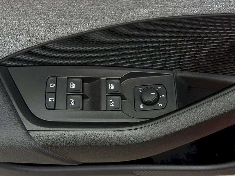 Škoda Octavia (2025) Combi 1.5 TSI 110 kW TopSelect - fotka 8 z 23