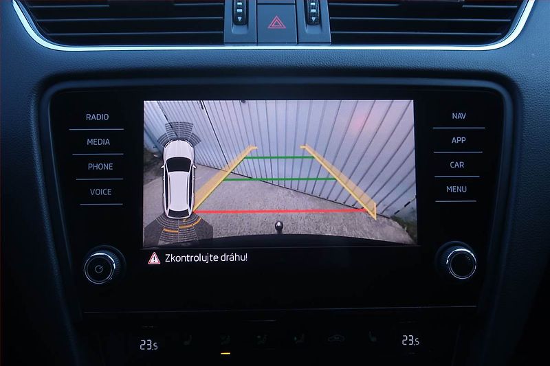 Škoda Octavia (2018) 2.0 TDI, 4X4, Automat - fotka 17 z 27