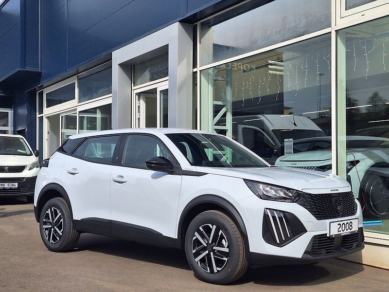 Peugeot 2008 (2026) STYLE 1.2 TURBO 100k MAN6 - fotka 9 z 22