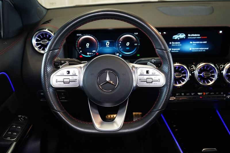 Mercedes-Benz EQA 250, AMG Line, Tažné,  KEYLESS - fotka 23 z 46