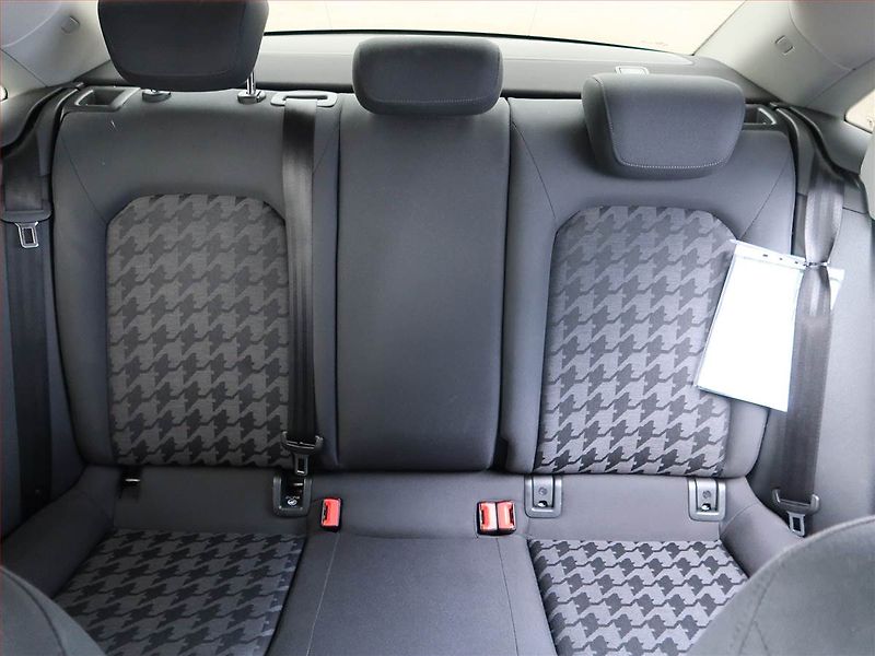 Audi A3 (2014) 2.0 TDI, Automat, Navi - fotka 10 z 18