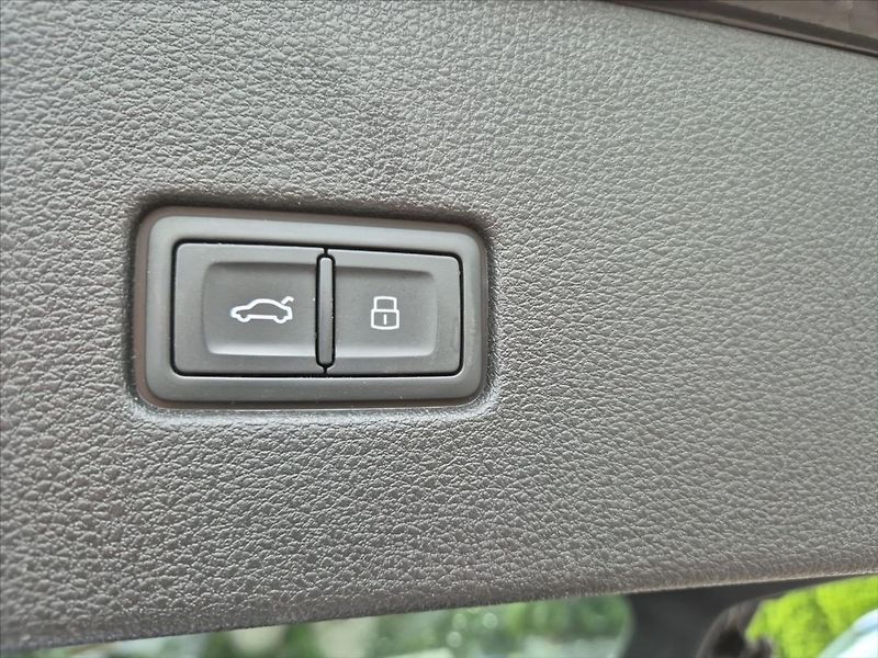 Audi Q8 3,0 50 TDi Quattro - fotka 11 z 18
