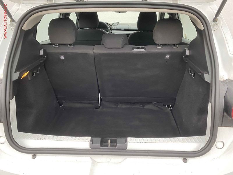 Dacia Sandero (2022) 1.0 TCe, ČR, LED, AC, temp - fotka 7 z 15