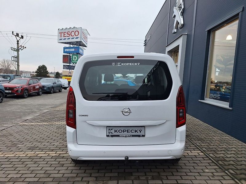 Opel Combo (2023) 1,5 BHDi M6 - fotka 4 z 16