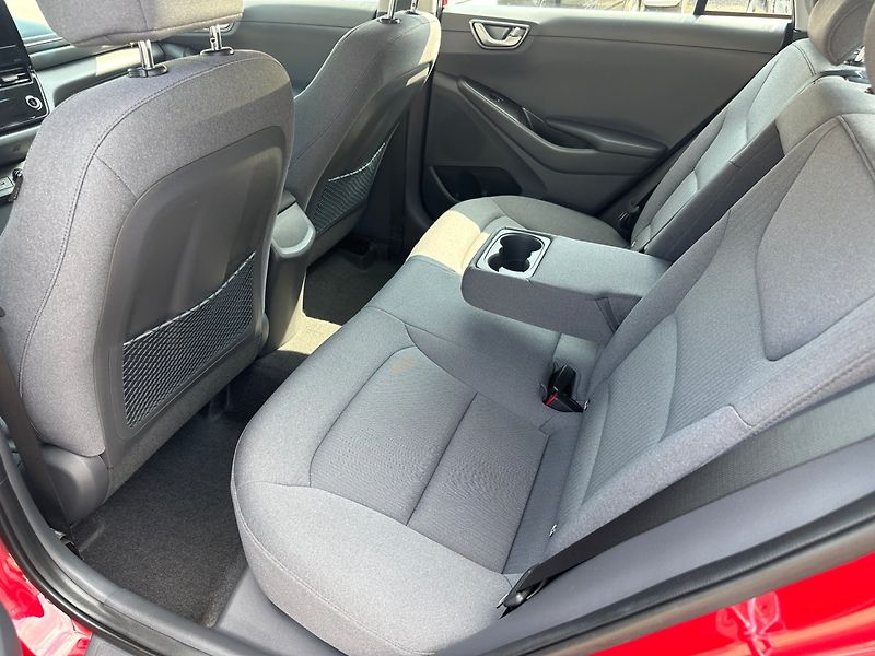 Hyundai Ioniq (2020) 25KW Trend - fotka 12 z 27