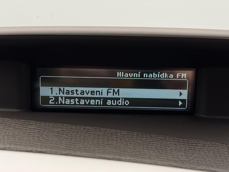 Volvo XC60 D4 AWD SUMMUM AUT CZ - fotka 28 z 45