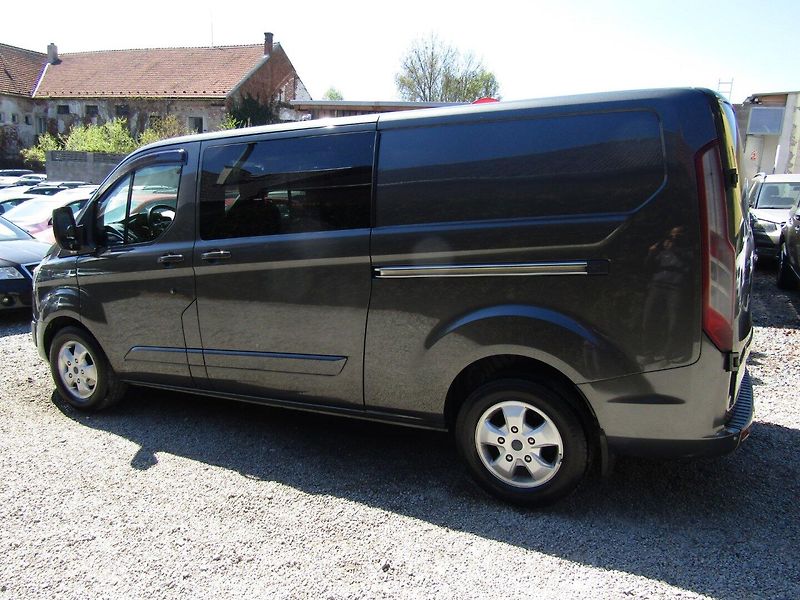 Ford Transit Custom (2016) 2.0 TDCi96kW BEZ KOROZE - fotka 4 z 28