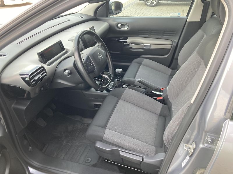 Citroën C4 Cactus FEEL PACK 1.2 PureTech 81 kW - fotka 10 z 18
