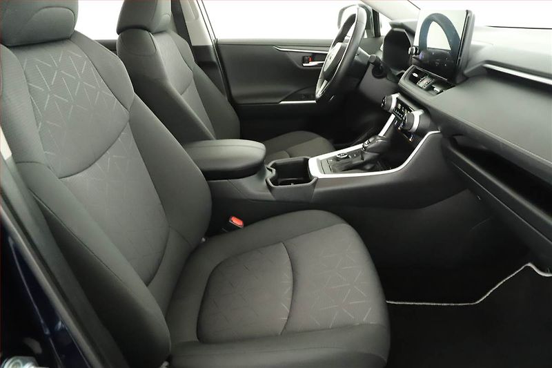 Toyota RAV4 (2023) Comfort 2.5 Hybrid - fotka 7 z 20