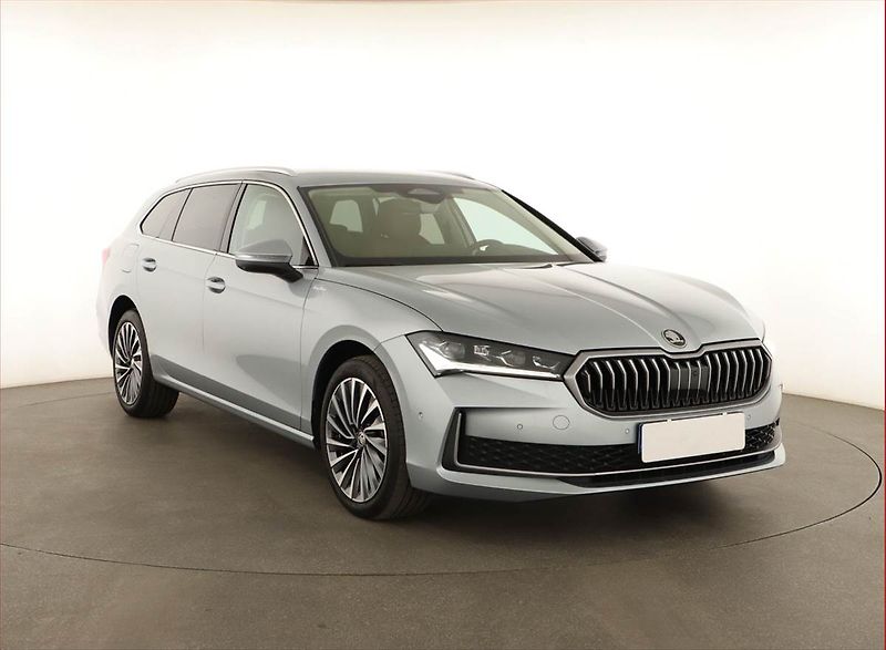 Škoda Superb (2024) 2.0 TDI - fotka 1 z 19