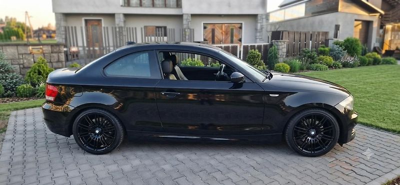 BMW Řada 1 135i e82 Mpacket - fotka 27 z 43