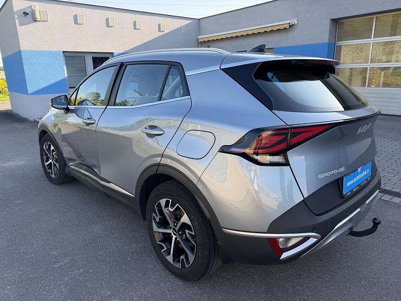 Kia Sportage 1.6 T-GDI 118KW automat navi - fotka 5 z 23