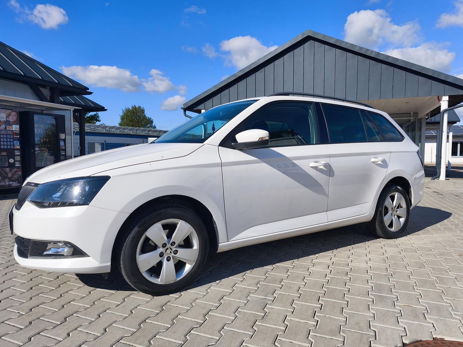 Škoda Fabia 1.2TSI, park.senzor, výhřev