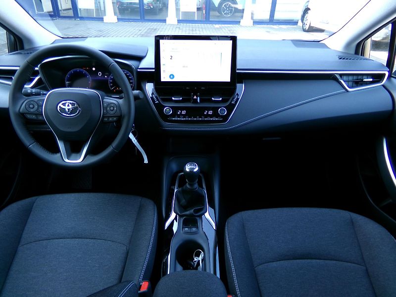 Toyota Corolla (2026) SD Active 1,8 HEV AT - fotka 5 z 11