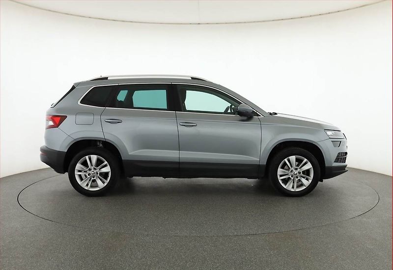 Škoda Karoq (2020) 1.5 TSI - fotka 6 z 17
