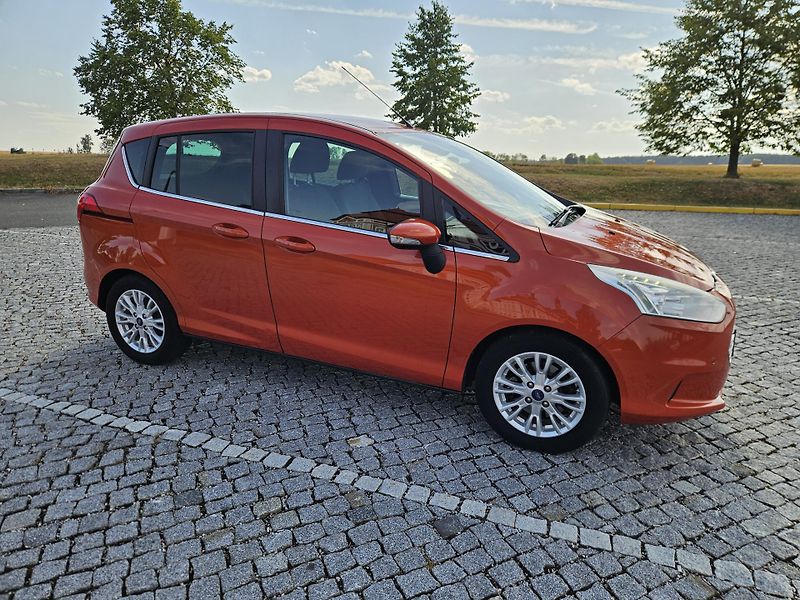 Ford B-MAX (2013) - fotka 5 z 22