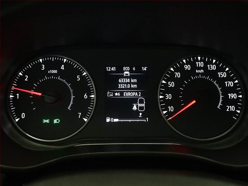 Dacia Sandero (2022) 1.0 TCe, LPG, ČR,1.maj - fotka 8 z 11