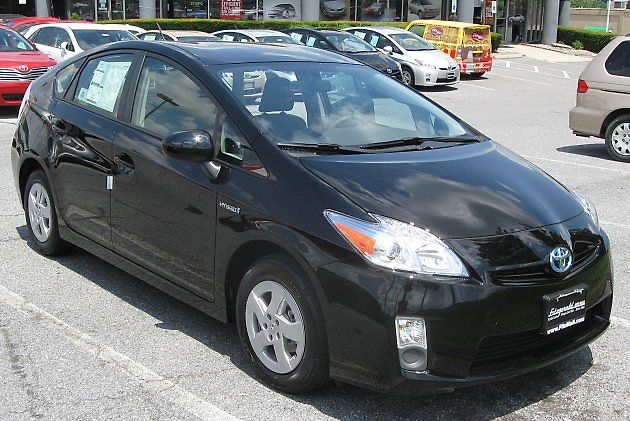 Hybridní Toyoty Prius patří mezi modely, jejichž katalyzátory bývají pro zloděje atraktivní., zdroj: IFCAR/ Wikimedia, public domain.