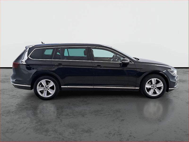 Volkswagen Passat (2020) Elegance 2.0 TDI, Automat - fotka 6 z 19