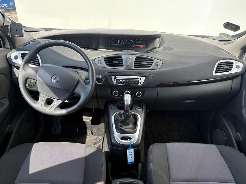 Renault Scénic 1.5dCi, 81kW, Automat, Tažné - fotka 5 z 27