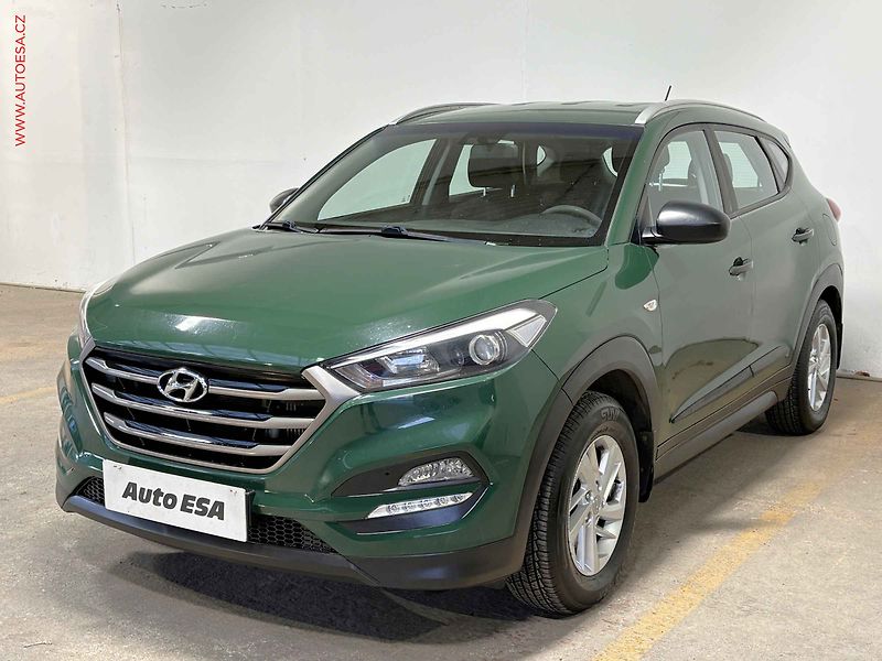Hyundai Tucson (2017) 2.0 CRDI 4x4, 1.maj,ČR, Klima - fotka 3 z 15