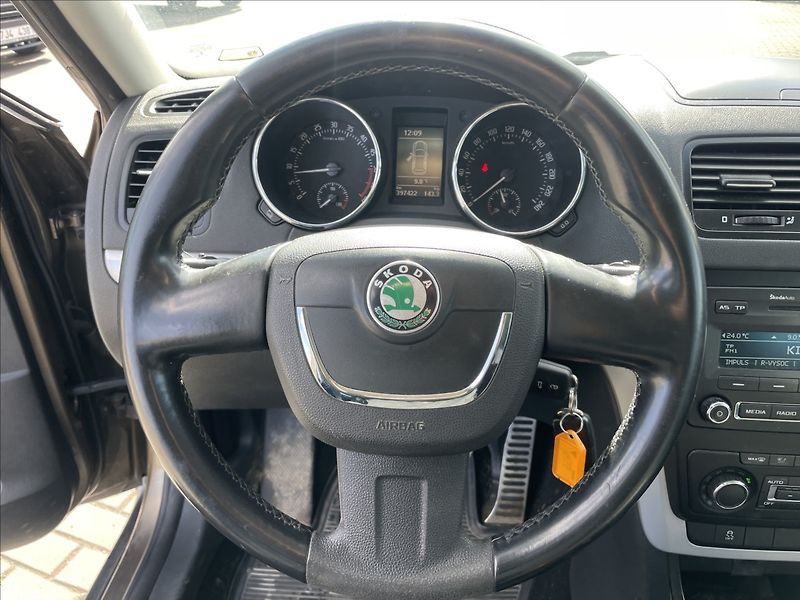 Škoda Yeti 2,0 TDi 81kw Ambiente Tažné, p - fotka 13 z 43