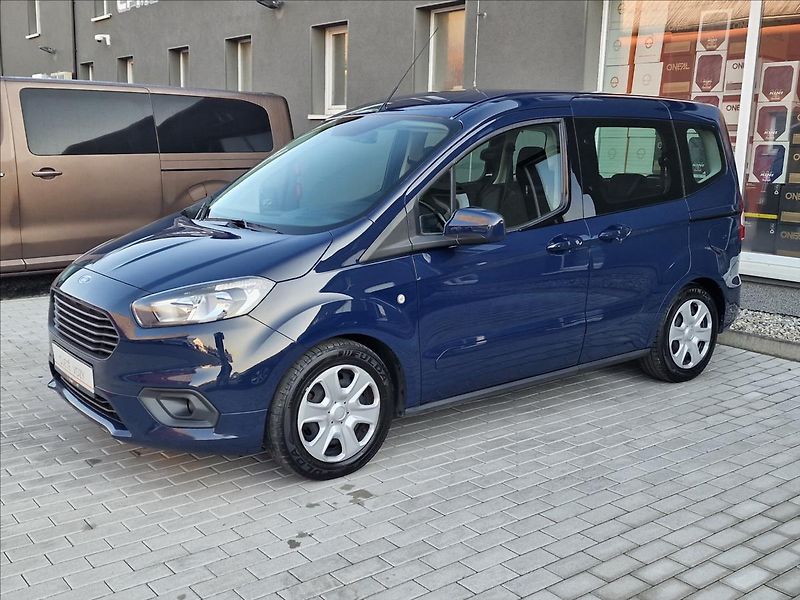 Ford Tourneo Courier 1.5TDCi 74kW Trend,ČR,1.Maj. - fotka 6 z 50