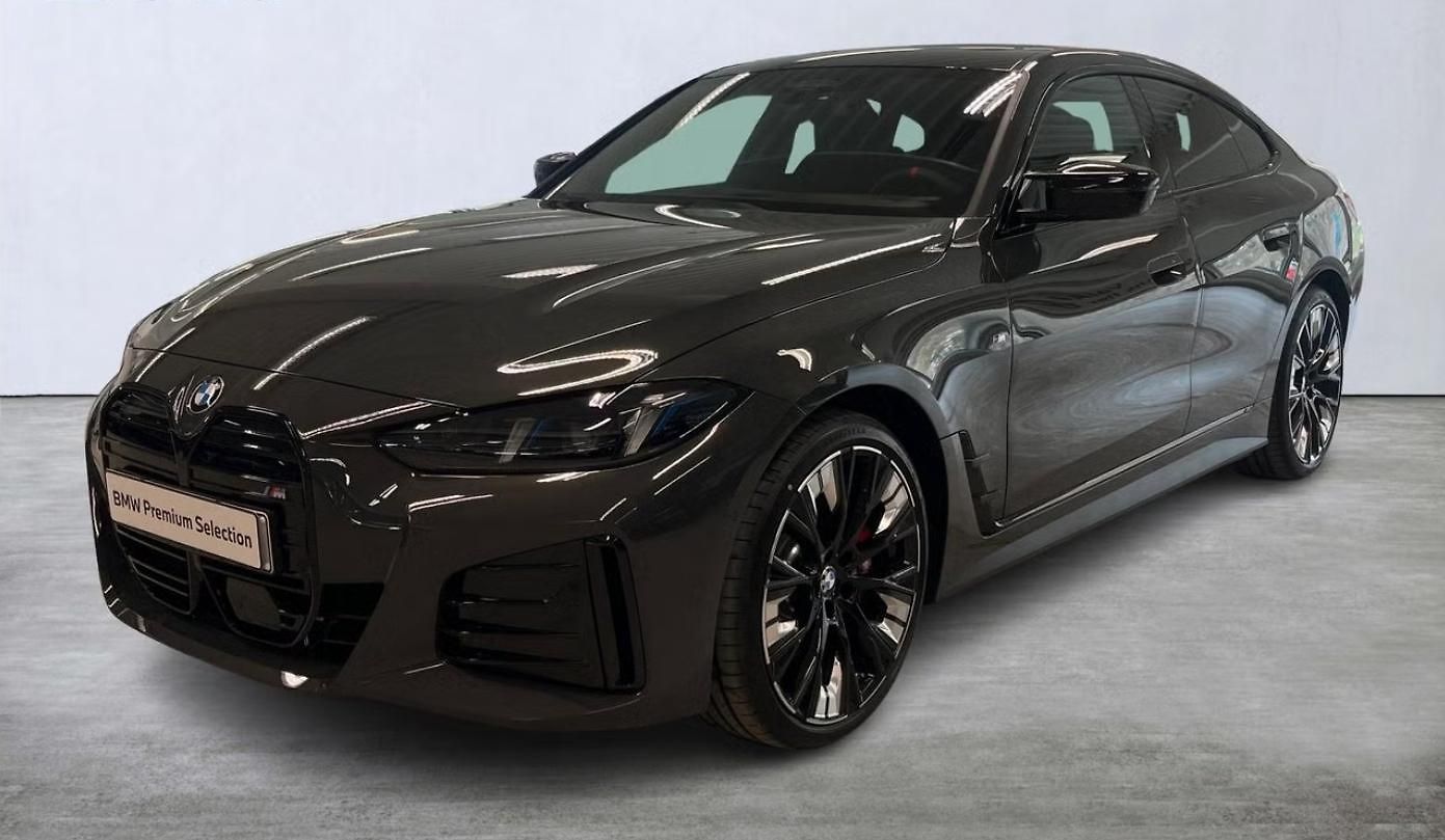 BMW i4 M60 xDrive GC M 360k HuD Tažné