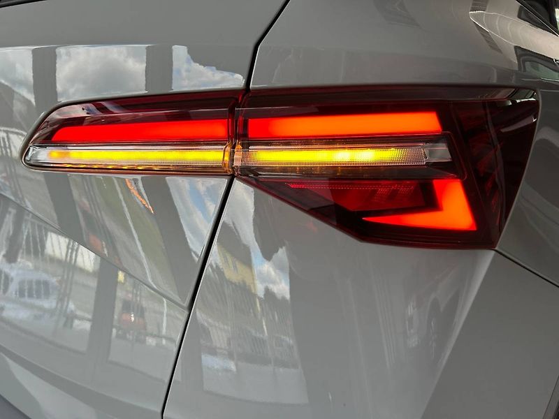 Škoda Karoq (2023) 1.5 TSI 110kW LED manuál - fotka 34 z 35
