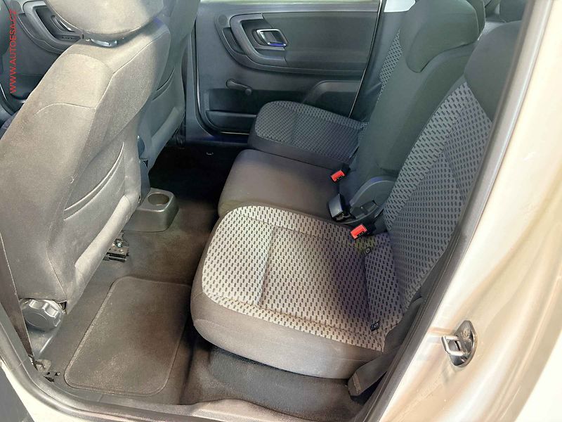 Škoda Roomster (2011) 1.6 TDi, servis.kniha - fotka 10 z 14